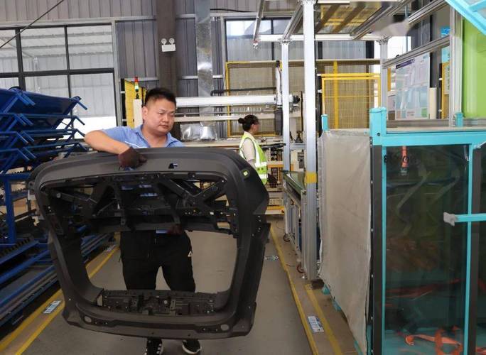 胜汽车零部件生产基地建设项目主要生产汽车塑料尾门及汽车金属结构件